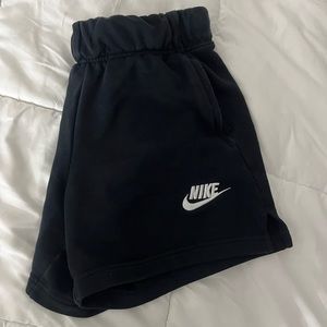 Kids Large Black Nike Sweatshorts